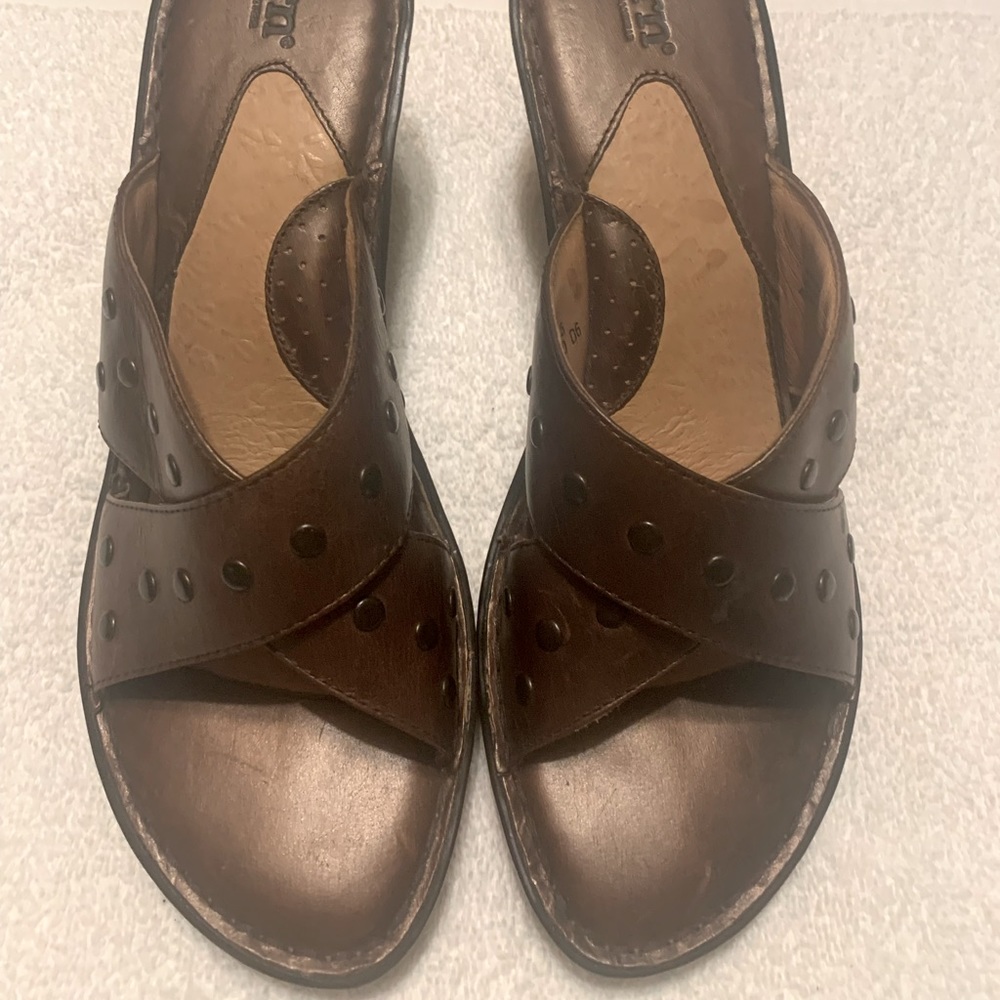COPY - Born Sandals